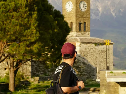 Entdecke historische Orte in Albanien auf einer Gruppenreise mit globerocker