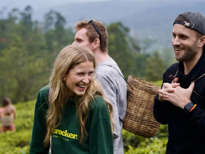 Personen bei einer globerocker Gruppenreise in Sri Lanka